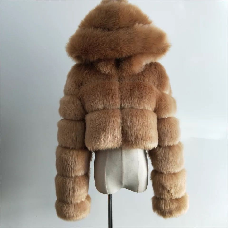 Manteau Lydra Chic en Fourrure - Élégance et Confort Réunis
