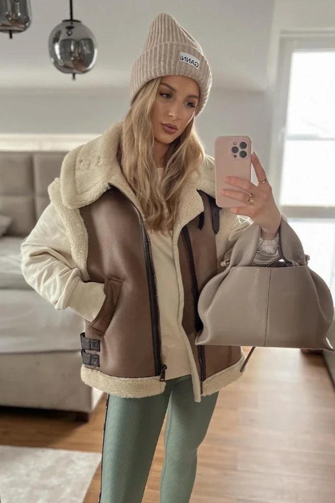Leyla  Bodywarmer en daim avec double doublure