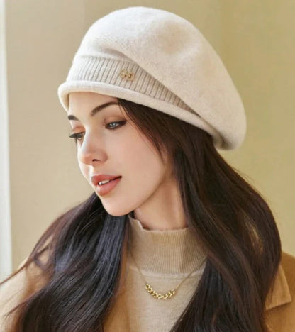 Emeline ♡ L’élégance classique du béret parisien