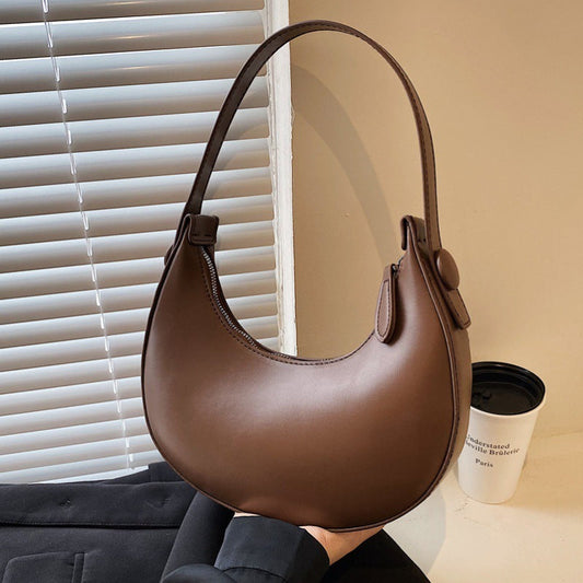 Victoire ♡ Sac à bandoulière demi-lune