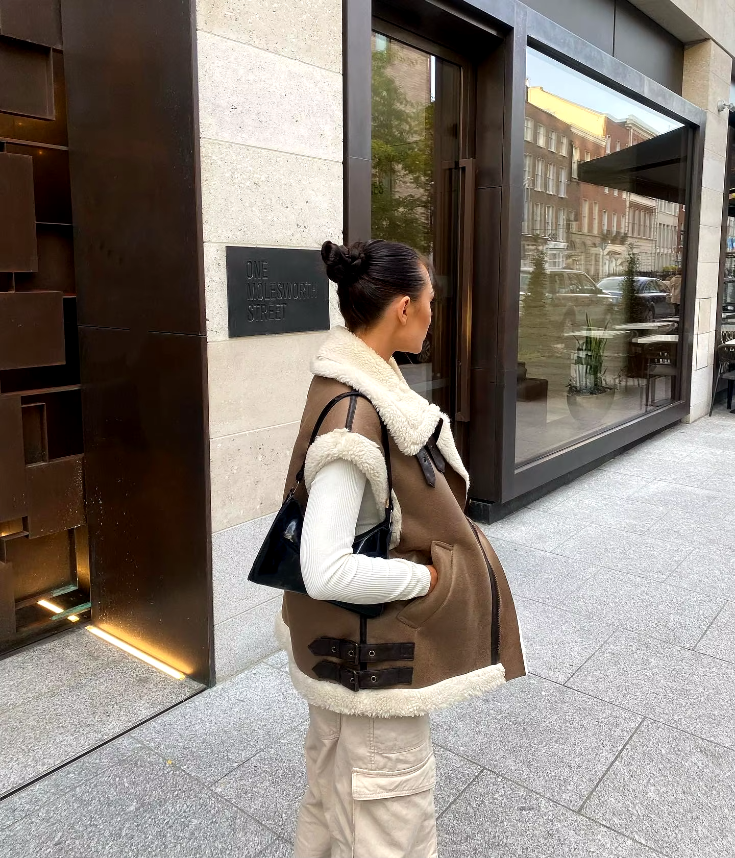 Leyla  Bodywarmer en daim avec double doublure