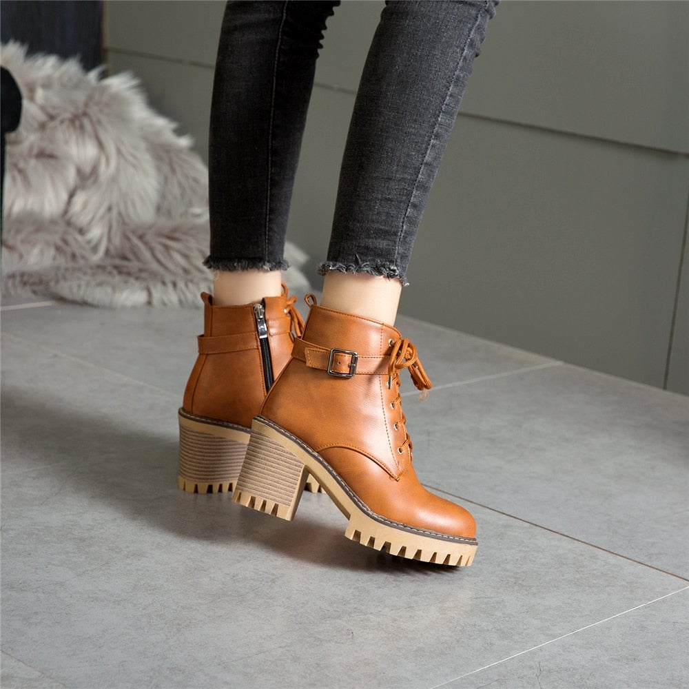 Anabelle ♡ Bottes à plateforme élégantes